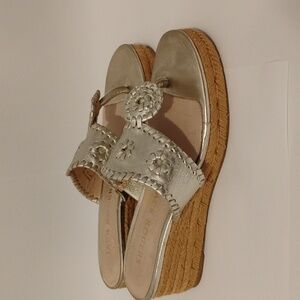 Jack Rogers Sandals Heels Wedge Thong Leather Jute Espadrille Medallion Gold 6